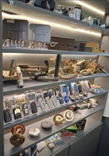 عکس کلید سازی احسان نیکفرجام