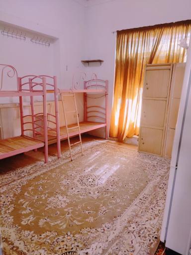 عکس خوابگاه و پانسیون دخترانه رز