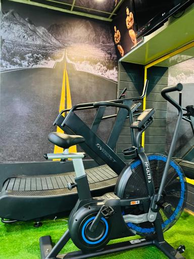 عکس باشگاه پارسا