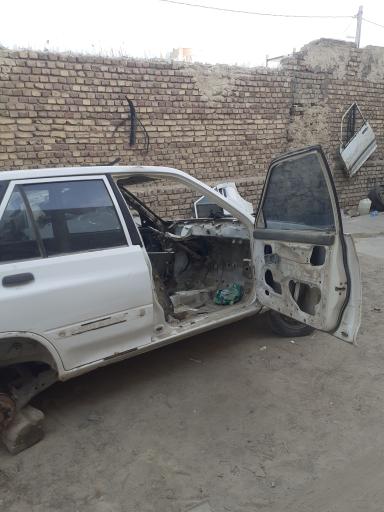 عکس کارگاه صافکاری بیدالله و حمید سارانی