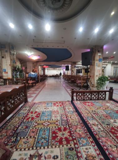 عکس رستوران خوش قدم