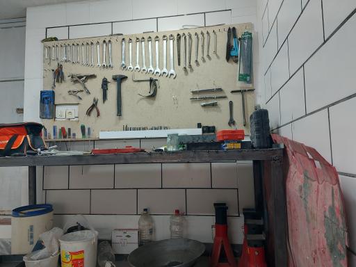 تعمیرگاه مکانیکی سامان