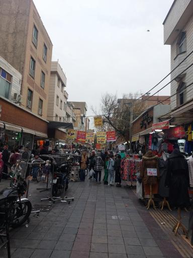 عکس بازار بزرگ عبدل آباد