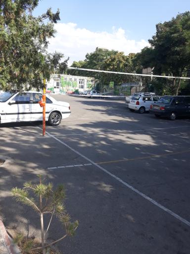 عکس دبیرستان دوره دوم استعداد های درخشان علامه جعفری