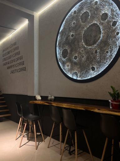 عکس کافه مون