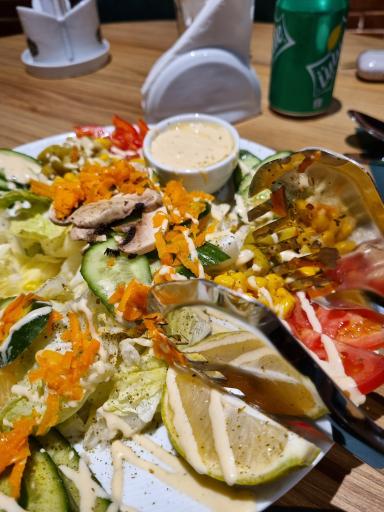 عکس رستوران  آناناس توران