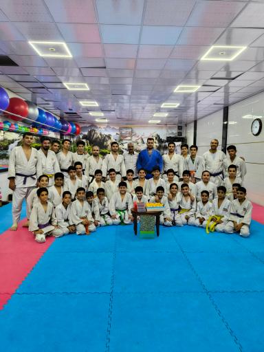 باشگاه بهاران یزد