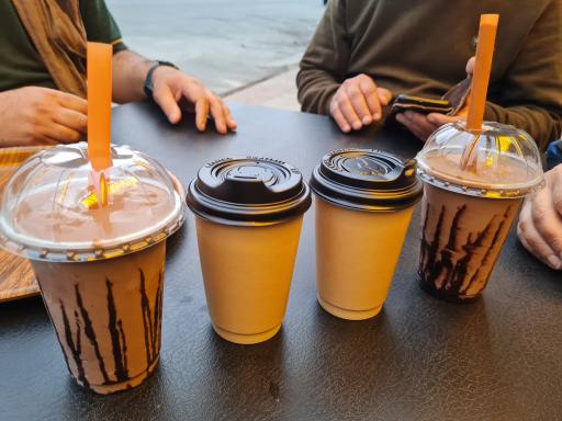 عکس کافه مون