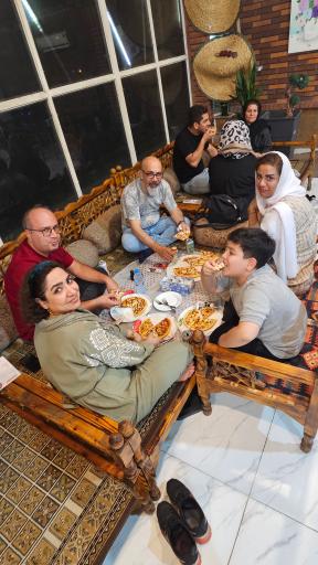 عکس اقامتگاه و کافه رستوران قلعه