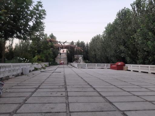 عکس باغچه روژا 