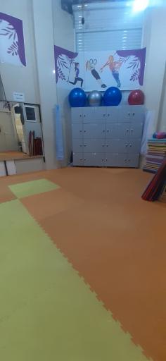 عکس باشگاه تناسب اندام الی