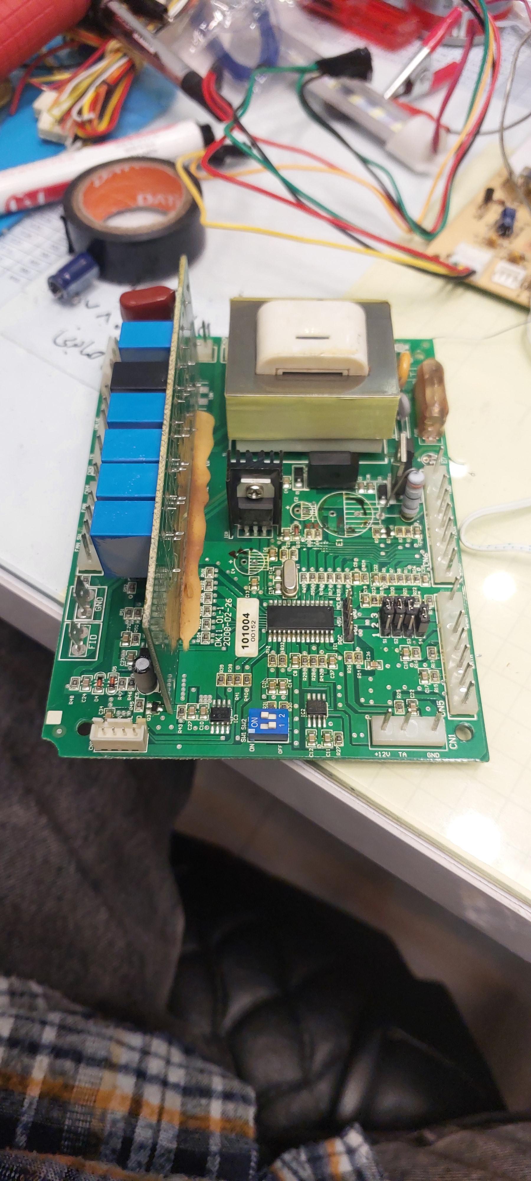 عکس تعمیرات برد پکیج دکتر برد