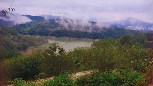 عکس دریاچه لفور