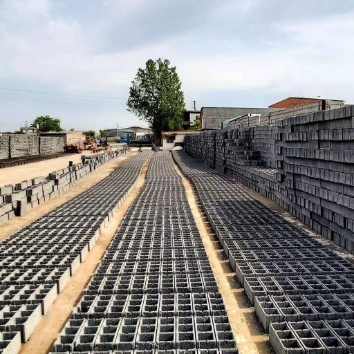 عکس کارگاه تولیدی بلوک آذربهرام