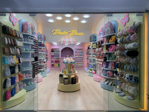 عکس فروشگاه رنگین کمان 