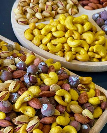 عکس ارزانسرای خشکبار و حبوبات تقوی