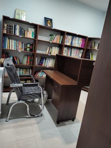 عکس سالن مطالعه احسانا