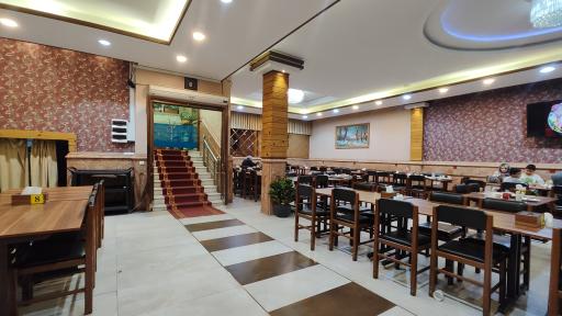 عکس رستوران ماری