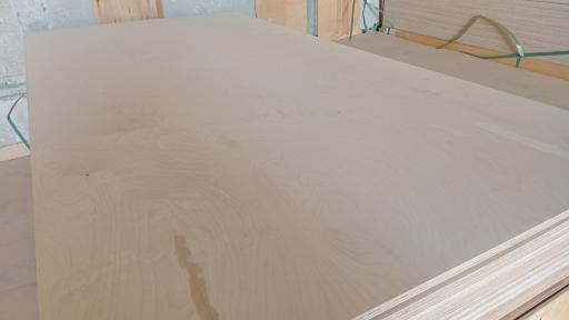 عکس گروه بازرگانی رویال تجارت بنا