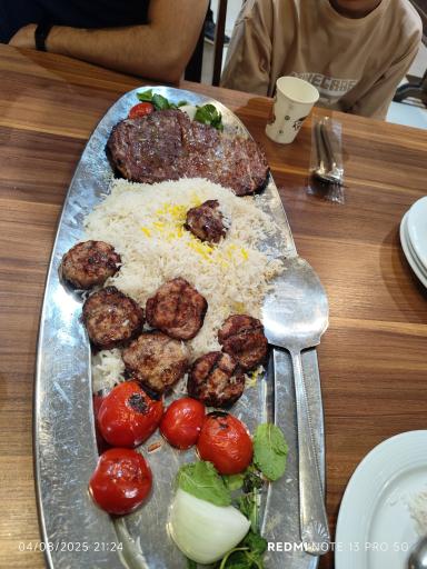 عکس رستوران ماری
