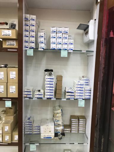 عکس فروشگاه برق و صنعت ماران