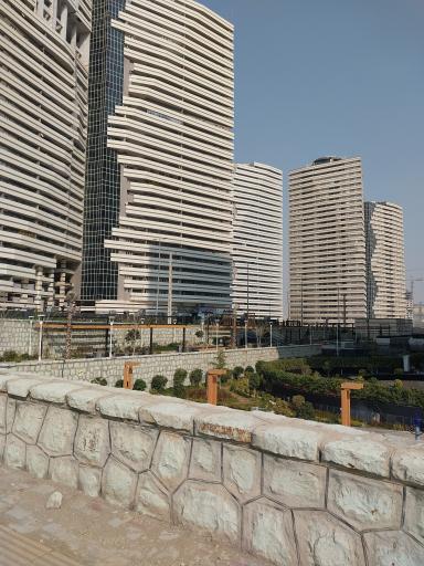 عکس شهرک مسکونی چیتگر