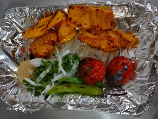 عکس کباب و حلیم خانم جهان