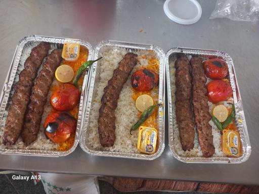 عکس کباب و حلیم خانم جهان