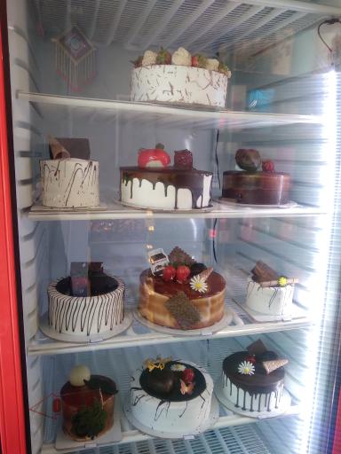 شیرینی فروشی گندم 