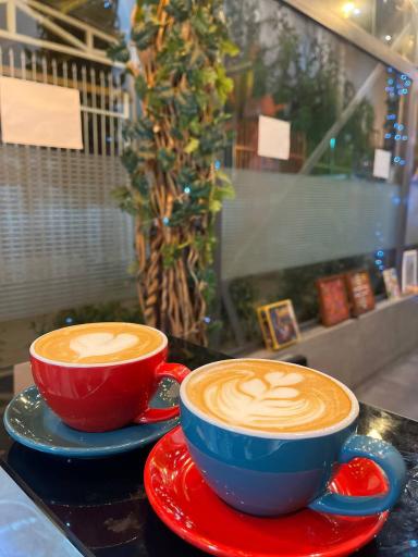 عکس کافه کُنج 