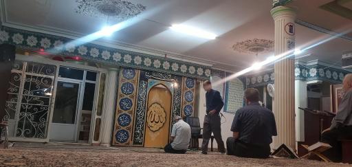عکس مصلی آل کاظم 