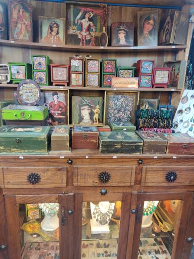 عکس گالری ژاوه