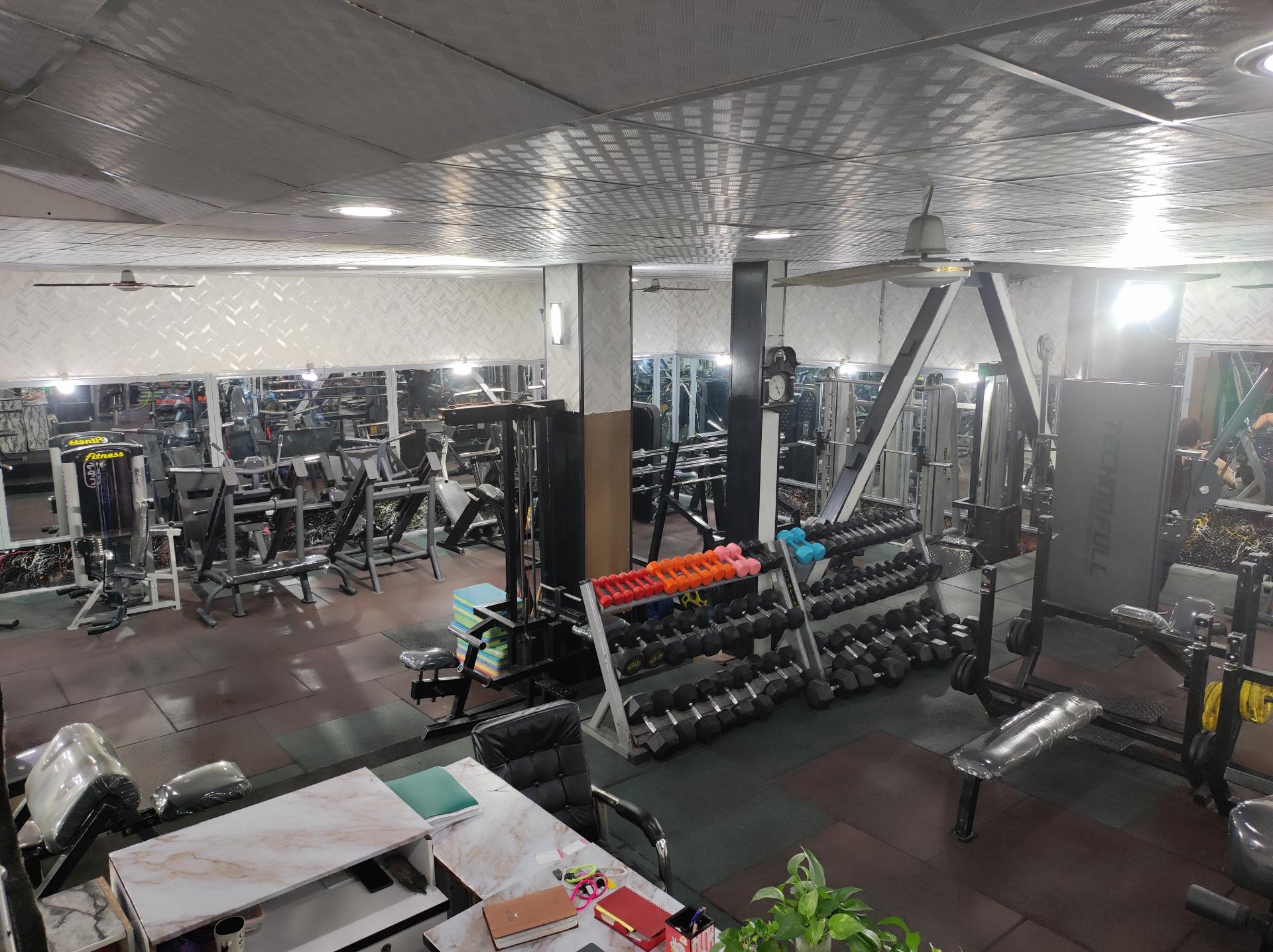 عکس باشگاه ورزشی المپیا