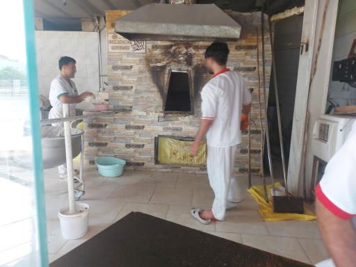 عکس نانوایی سنگگ سنتی علیرضا