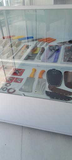 عکس چاقو فروشی و تیزکنی هاشمی 