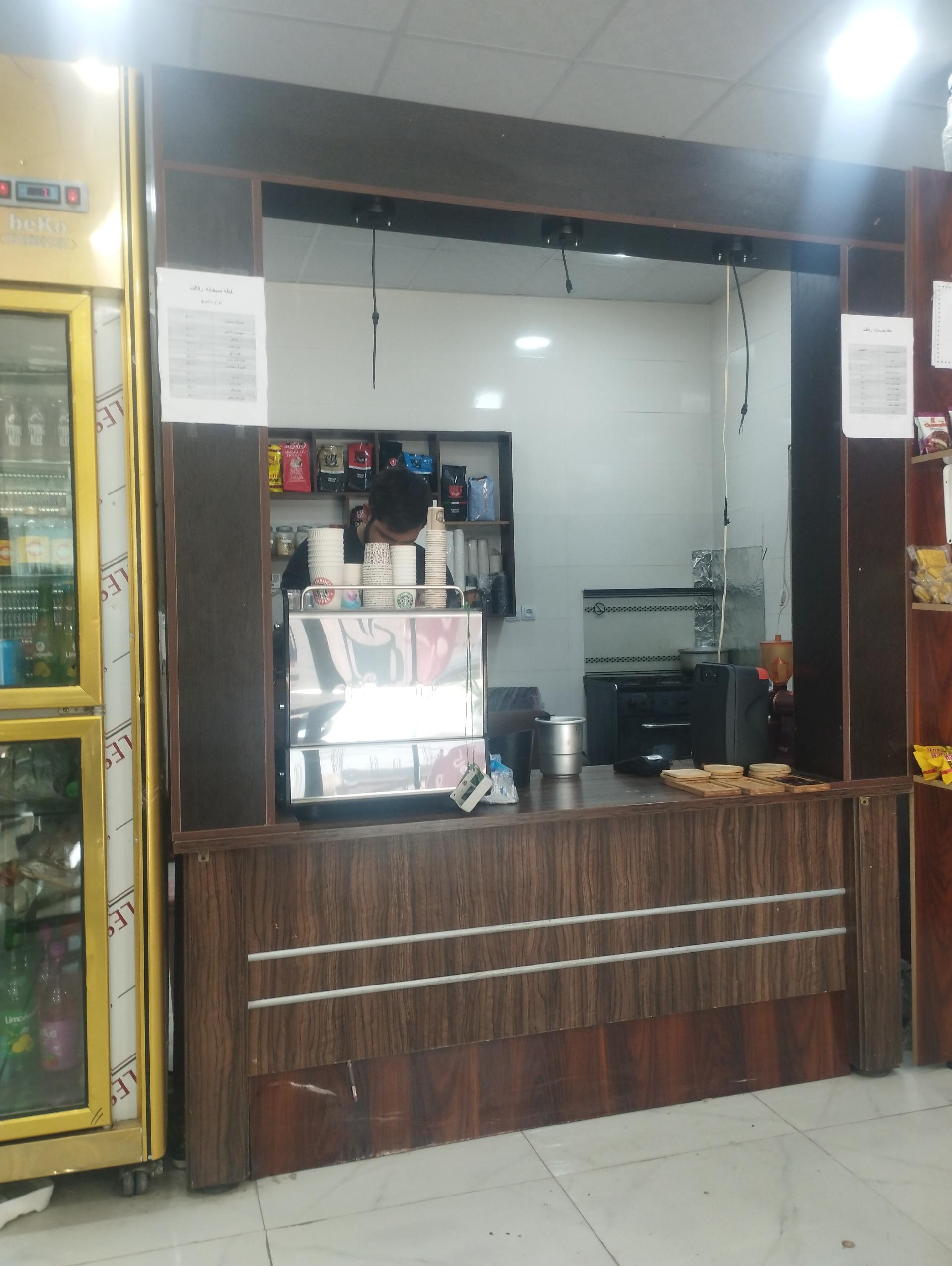 عکس کافه صبحانه رفاقت