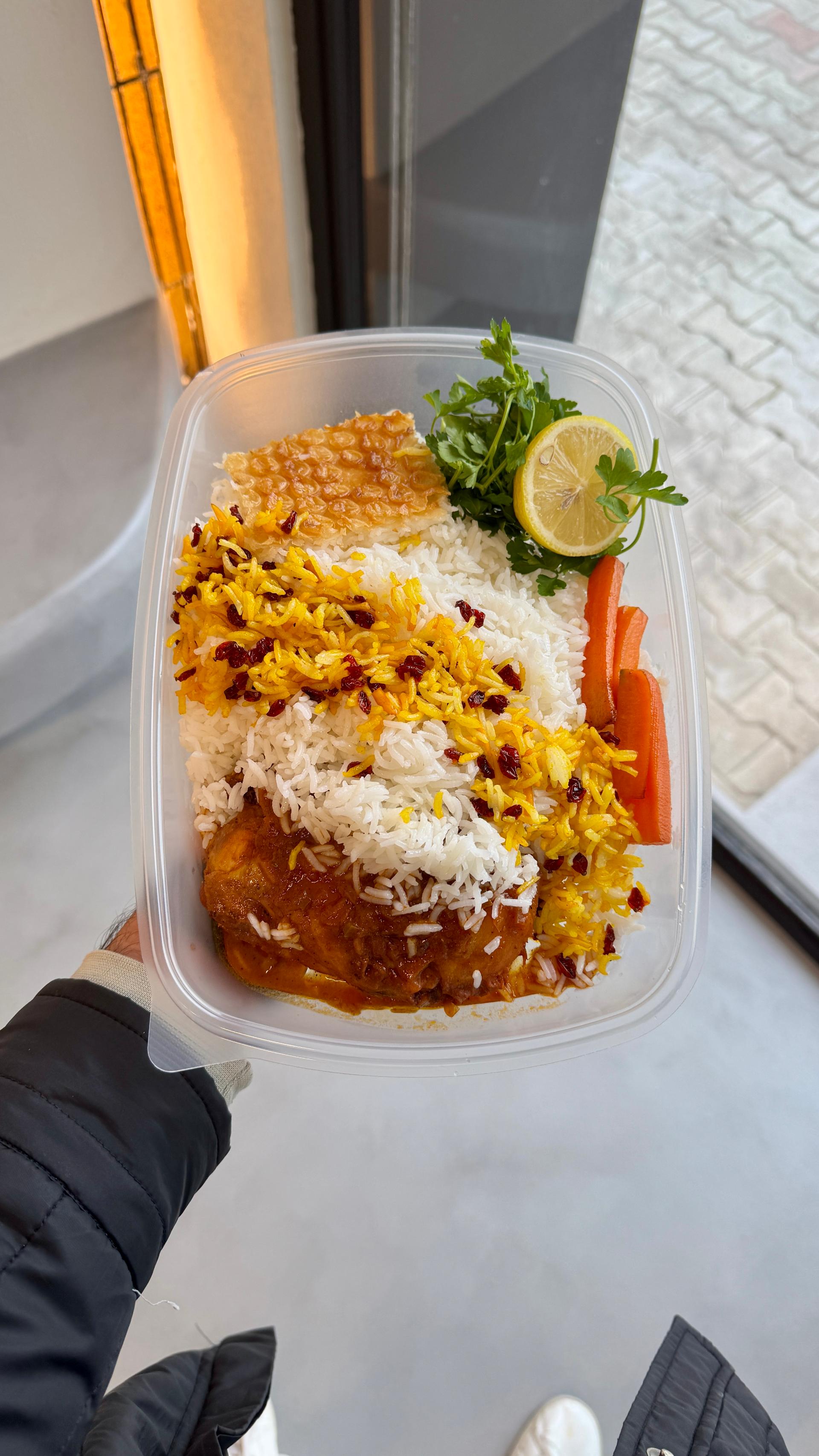 عکس آشپزخانه ایرانی کی بانو