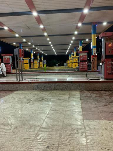 عکس جایگاه اختصاصی پایانه باربنزین وگازوئیل