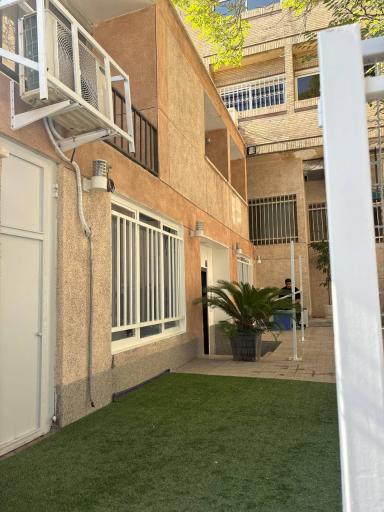 عکس حمیدرضا طغیانی (کارشناس تغذیه و رژیم درمانی)