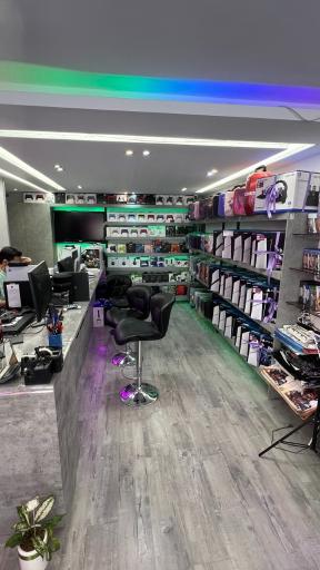 عکس کاپیتان کنسول