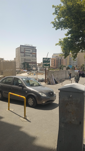 عکس پارکینگ میدان شهدا