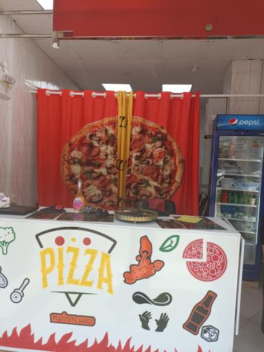 عکس پیتزا طلا