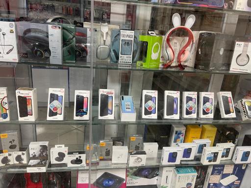 عکس موبایل اکسین