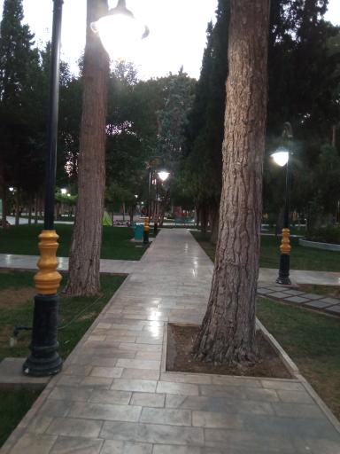 عکس پارک ملت