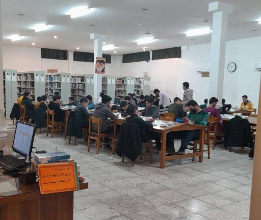 عکس کتابخانه امام رضا (ع)