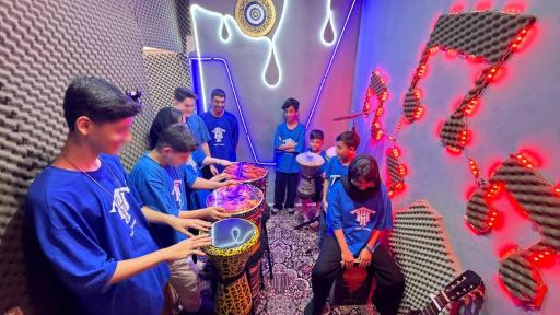 عکس آموزشگاه موسیقی هانی تومبا