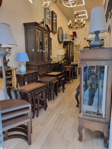 عکس فروشگاه لوستر نیک فرجام