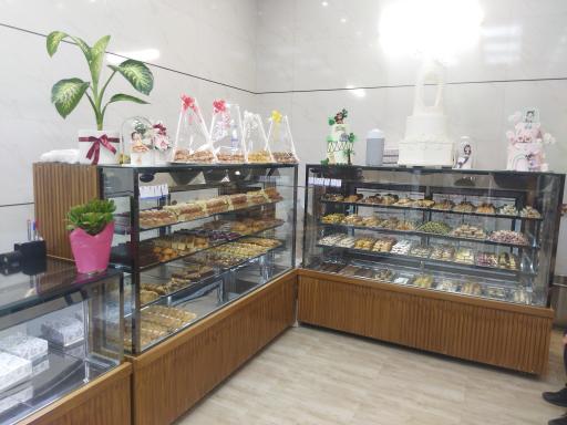 شیرینی فروشی توت فرنگی شعبه ۲