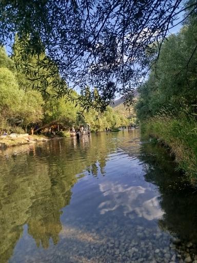 عکس سرچشمه تنگ تیزاب