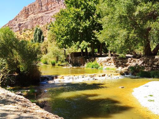 عکس سرچشمه تنگ تیزاب